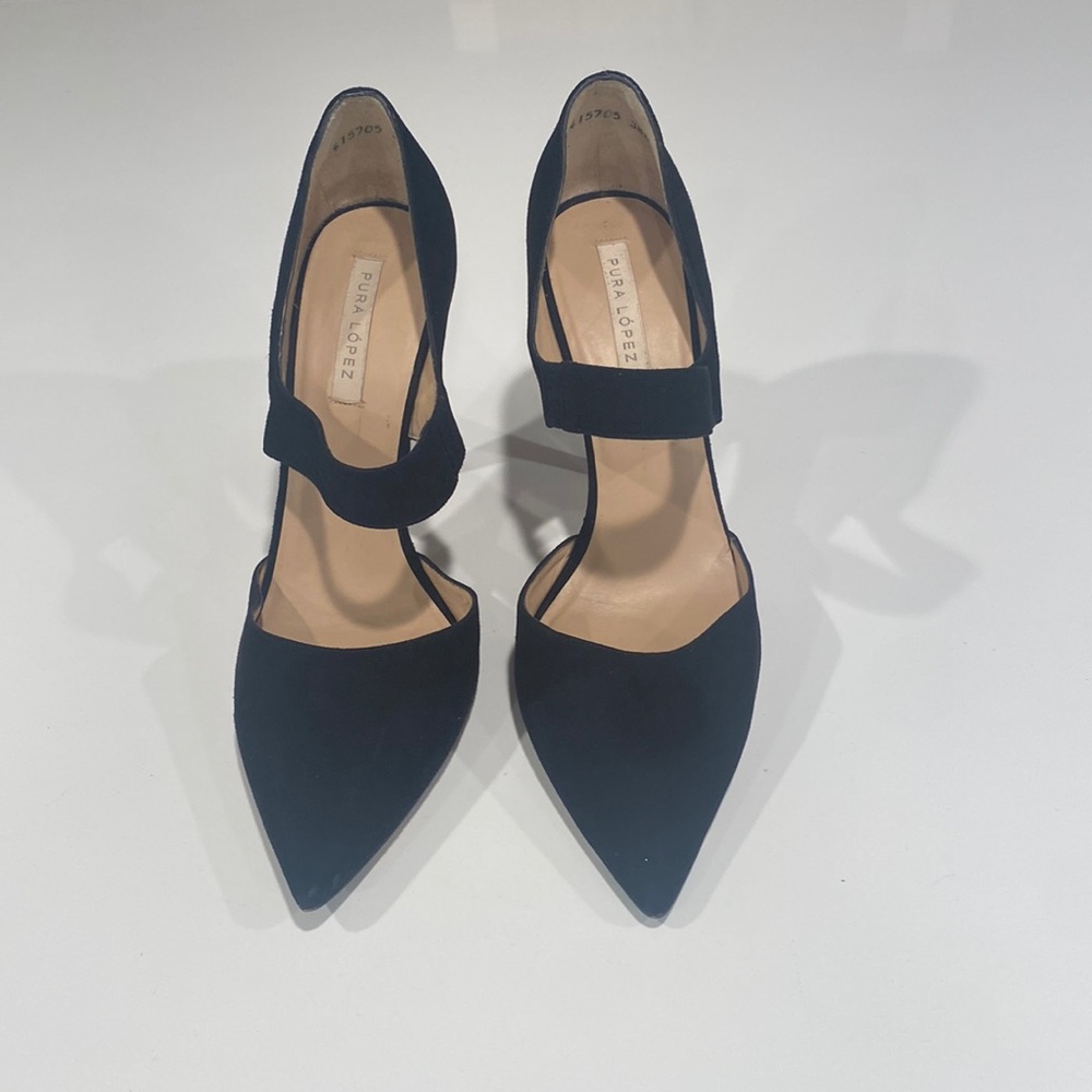 COPY - Gorgeous Pura Lopez sexy sandals in excellent condition.